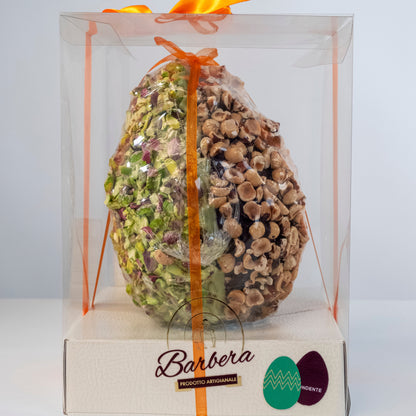 Uovo cioccolato pistacchi e nocciole